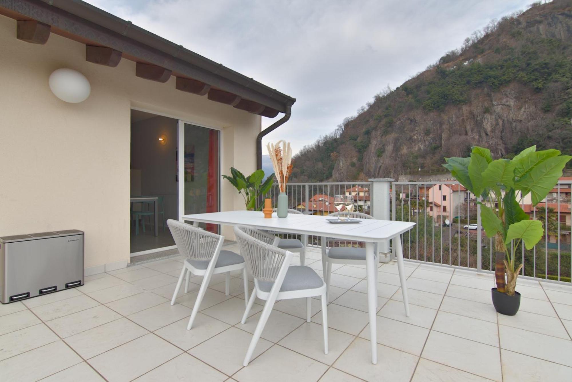Golfo Gabella Lake Resort Maccagno Exterior photo